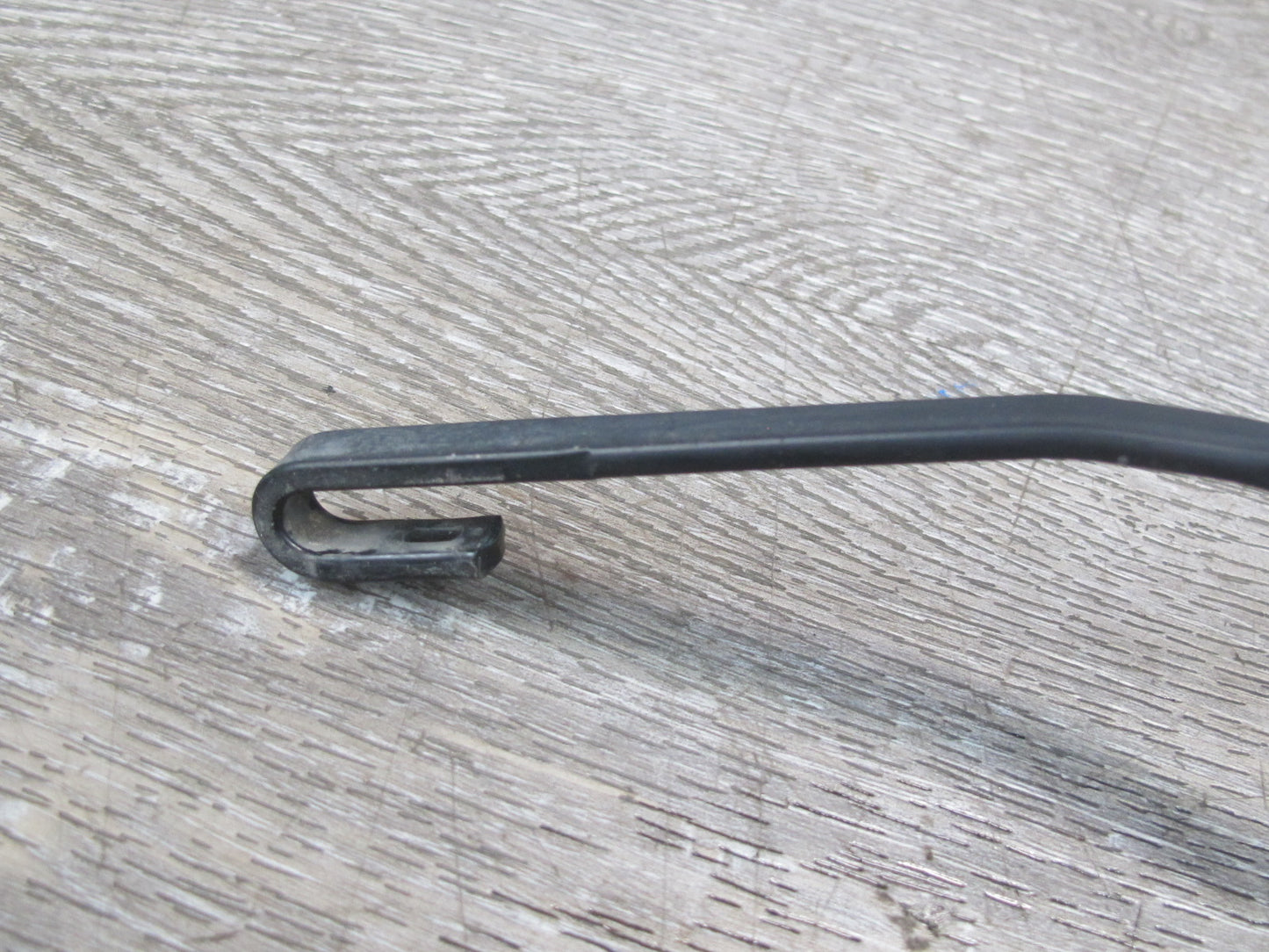 11-12 Fisker Karma Set of 2 Front Left & Right Windshield Wiper Arm w Hose OEM