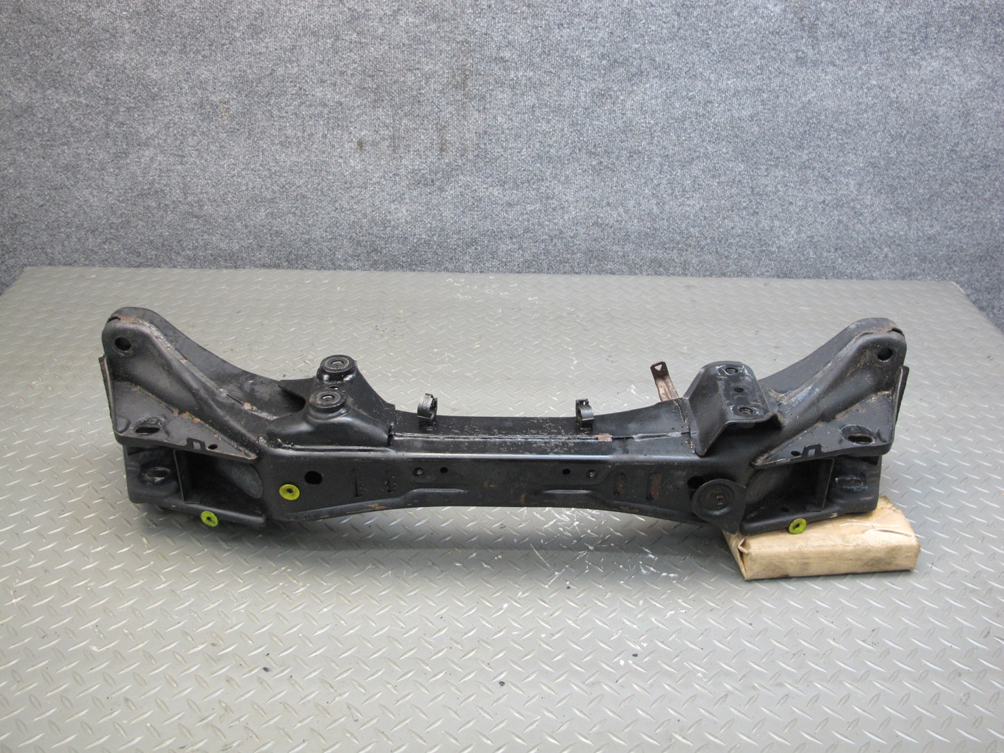 98-05 Lexus JZS160L GS400 GS430 GS300 Front Suspension Crossmember Carrier OEM