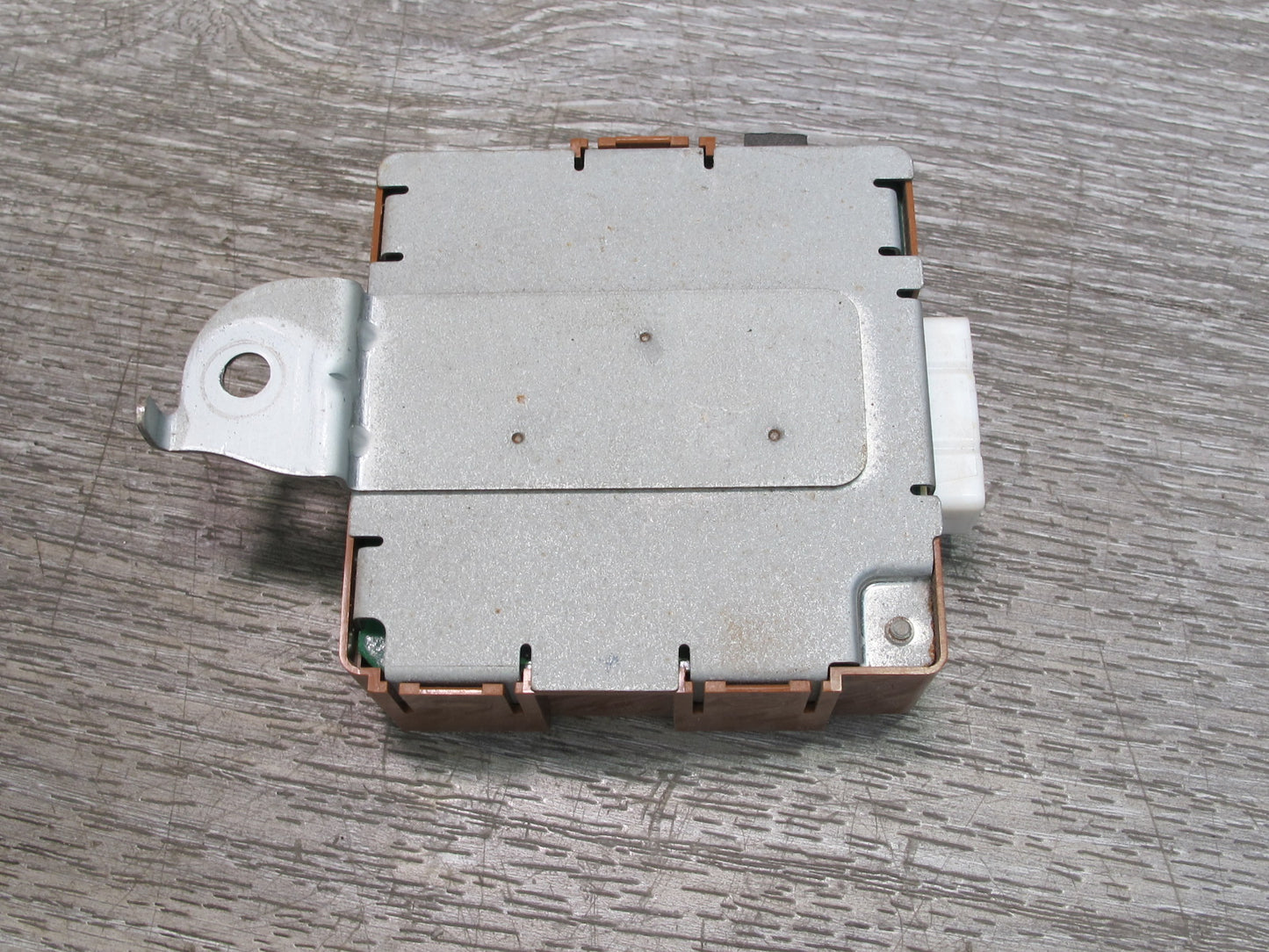 1998-1999 Lexus J100 LX470 AWD Door Receiver Control Module Unit 89741-60060