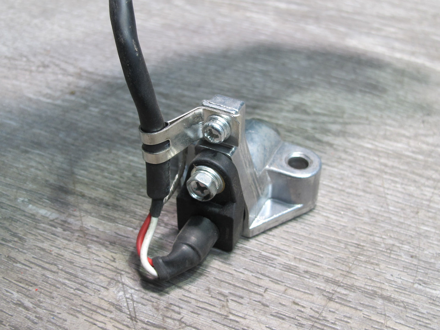 1998-2002 Lexus J100 LX470 Engine Camshaft Position Sensor