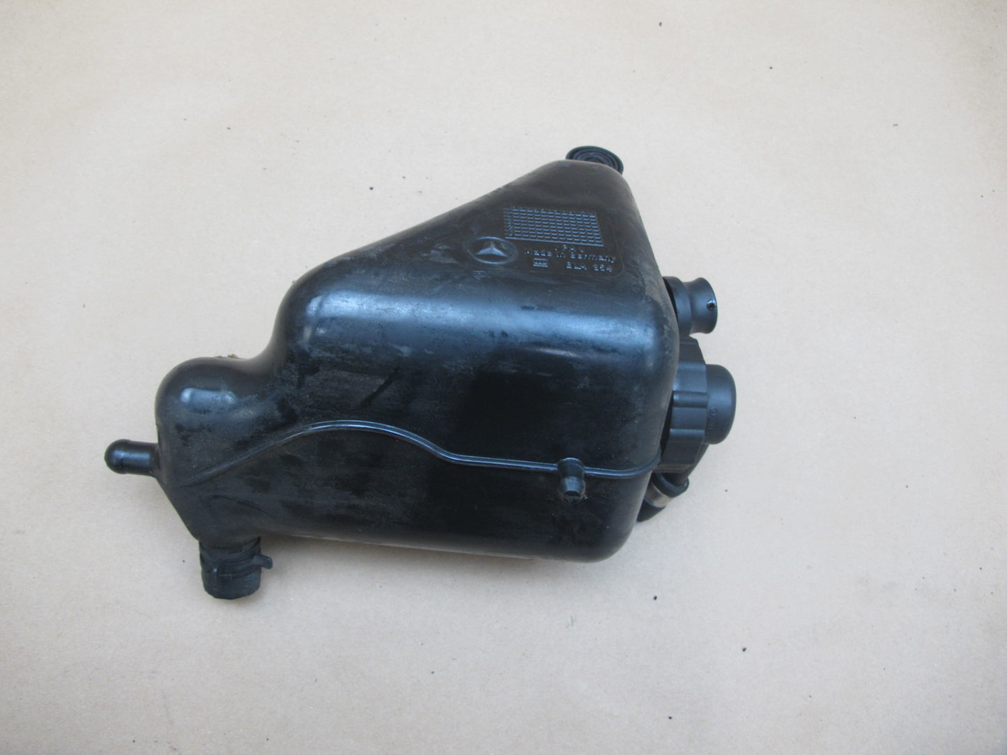 03-12 Mercedes R230  ABC Hydraulic Suspension Fluid Reservoir Bottle Tank OEM