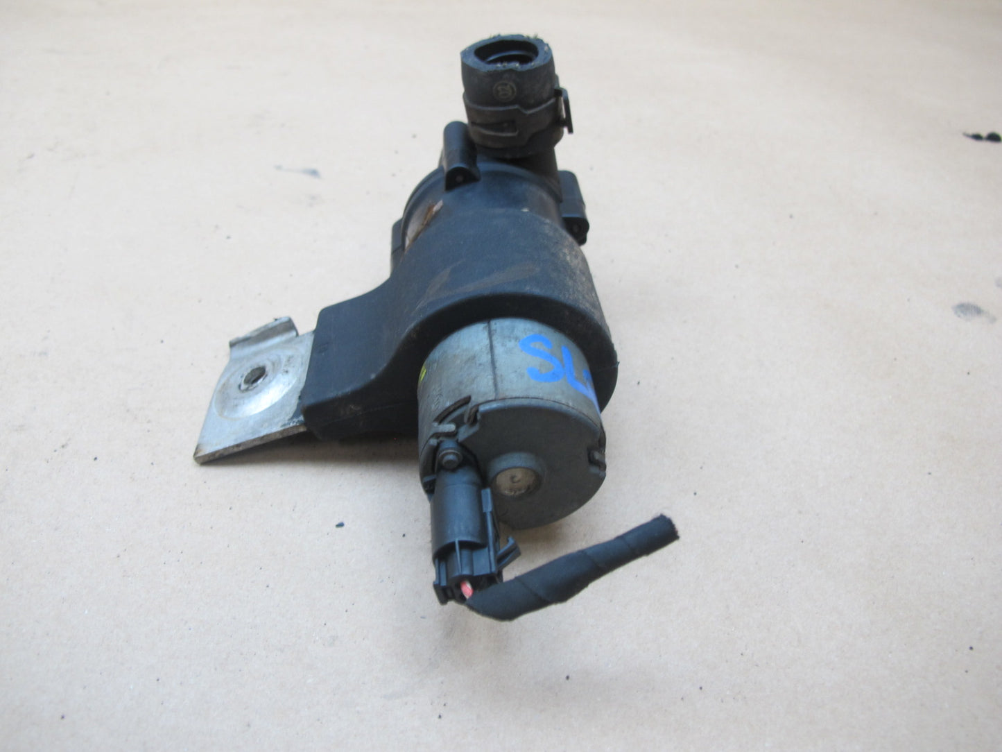 03-12 Mercedes R230 Sl-class Auxiliary AUX Coolant Water Pump 2308300114 OEM