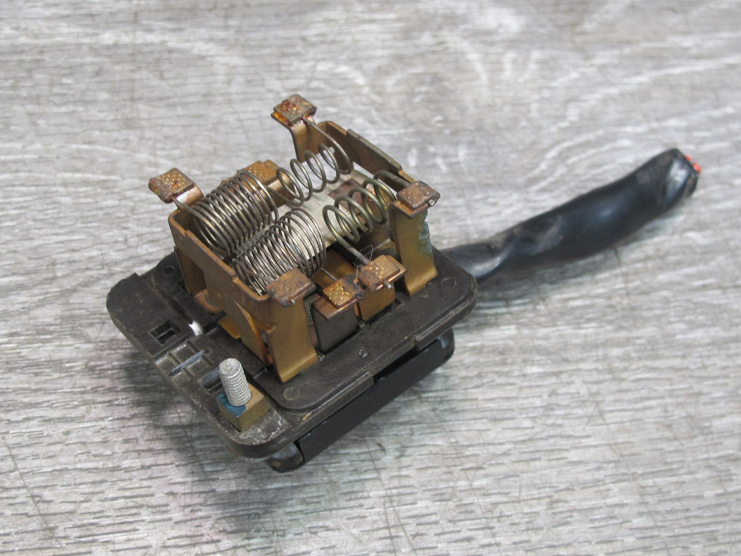 1983-1986 Porsche 928 S Heater Resistor Rheostat
