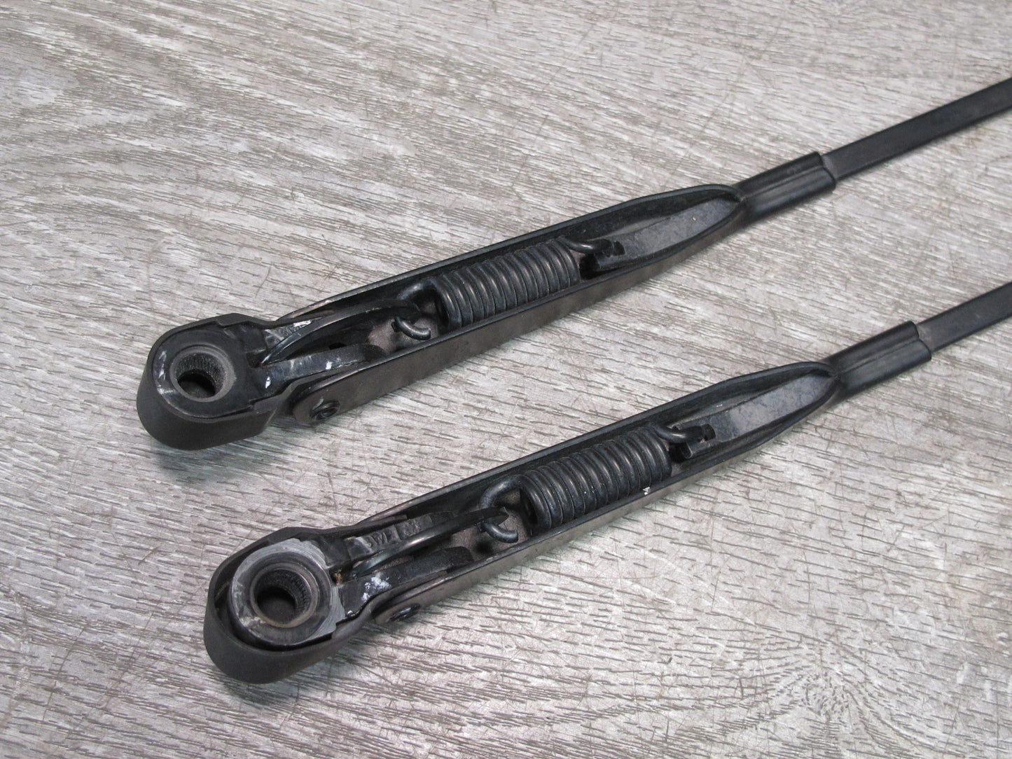 1983-1995 Porsche 928 S Front Left & Right Windshield Wiper Arm Set of 2