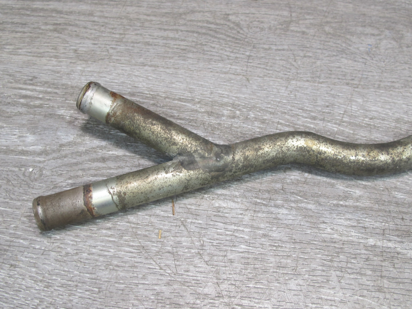 1983-1984 Porsche 928 S 4.7L Engine Coolant Hose Pipe Line Tube