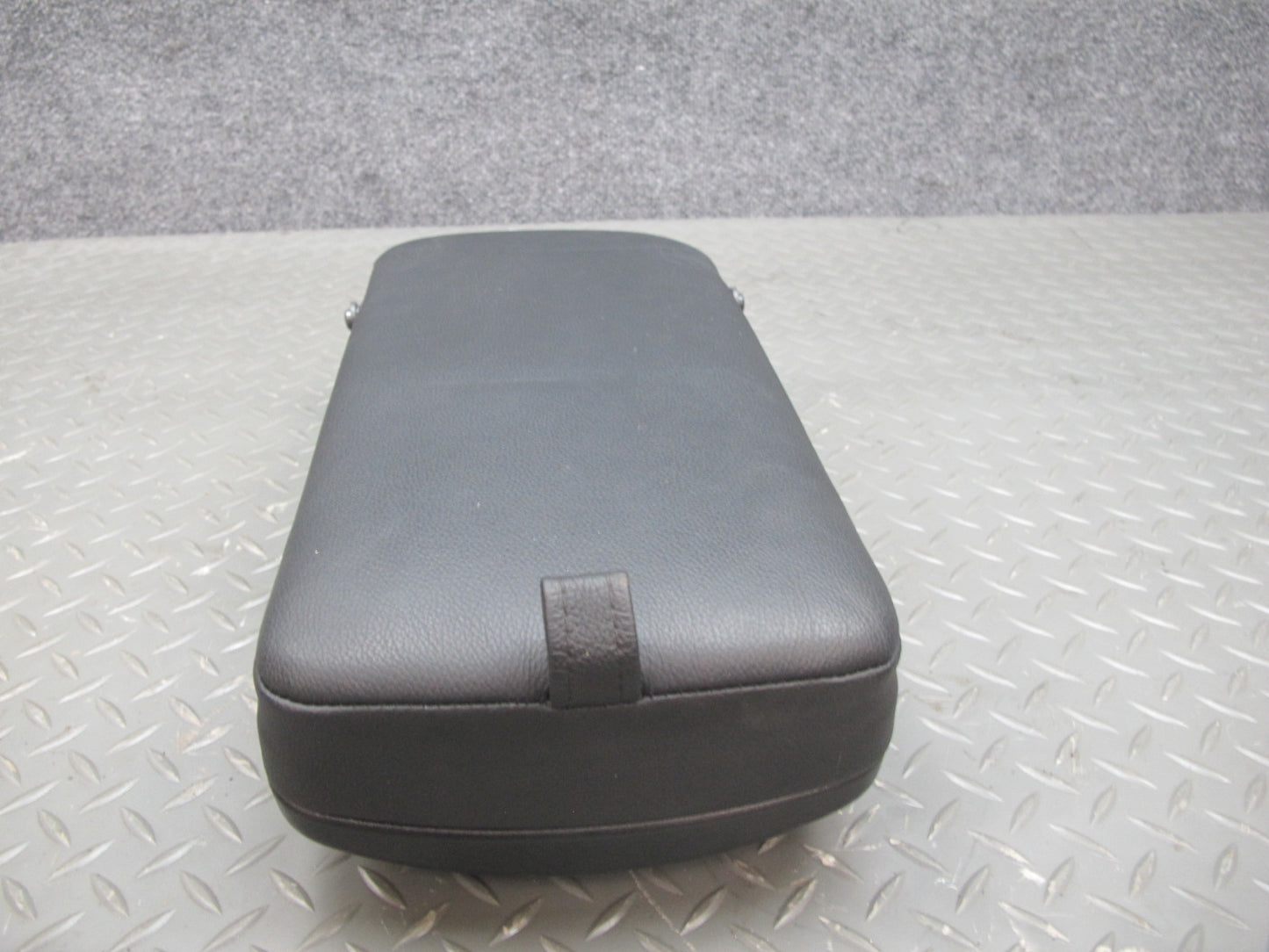 12-15 Range Rover Evoque L538 Rear Seat Center Leather Armrest OEM