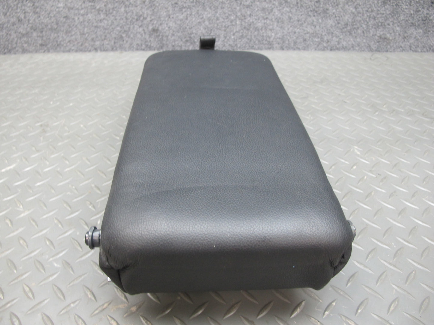 12-15 Range Rover Evoque L538 Rear Seat Center Leather Armrest OEM