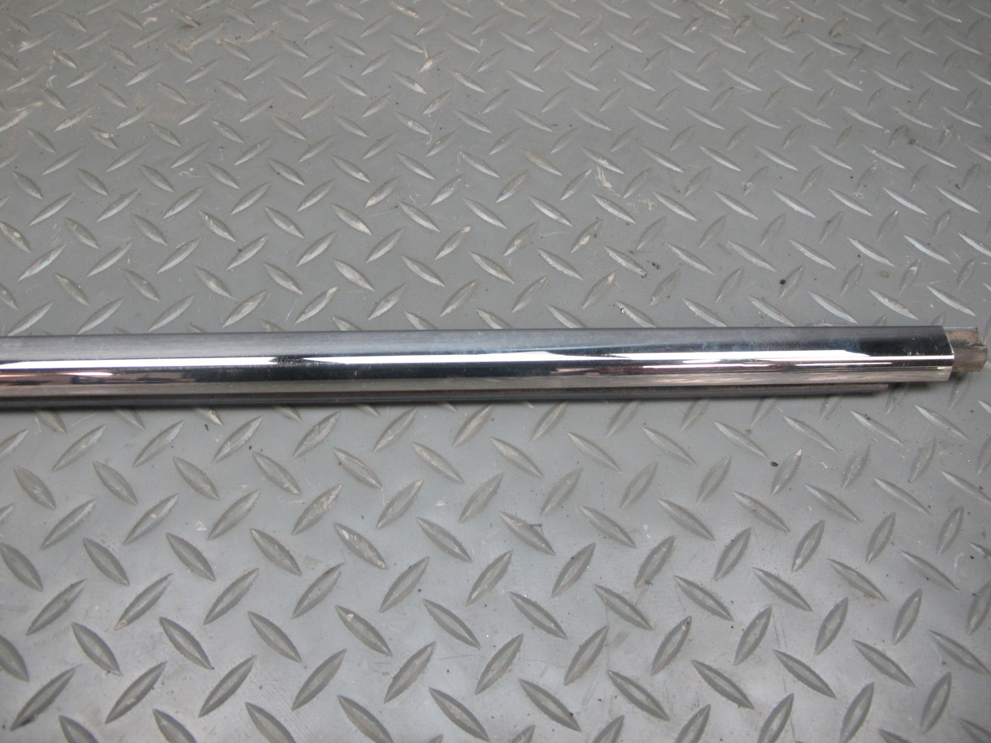 06-12 Bentley Continental Flying Spur Rear Right Door Chrome Trim Molding Set