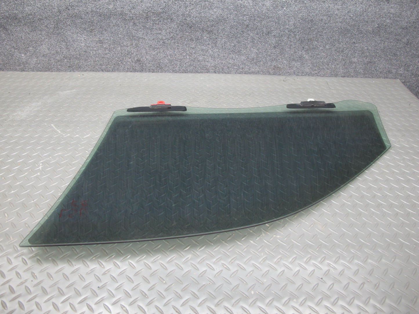 01-06 Lexus UCF30L LS430 Front Right Door Glass Window OEM