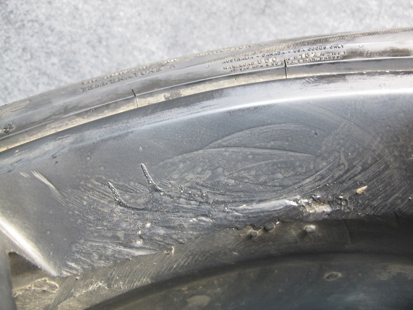 11-12 Fisker Karma Factory R22 22" Front Wheel Rim 22x8.5J ET42.6 Tire 265/35