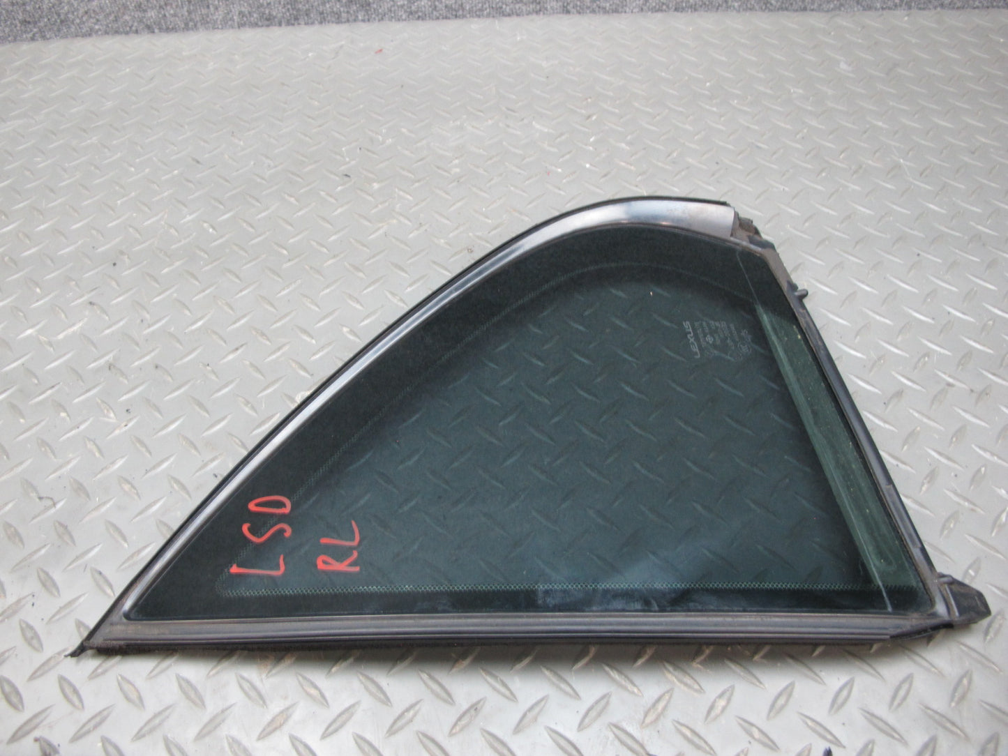 01-06 Lexus UCF30L LS430 Rear Left Door Fixed Glass Window OEM