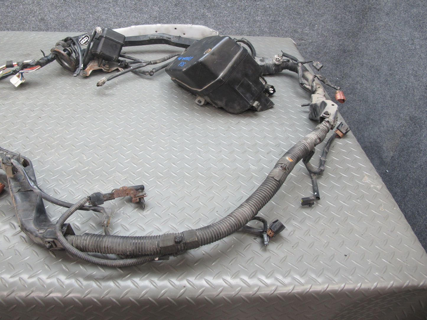 1995 Lexus JZZ31L SC300 2JZGE Engine Bay Fusebox w Wire Wiring Harness OEM