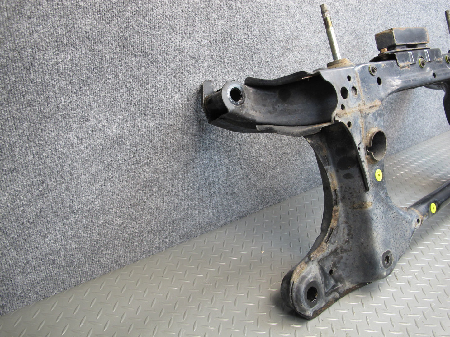 04-06 Lexus UCF30L LS430 Front Suspension Sub Frame Crossmember Cradle OEM
