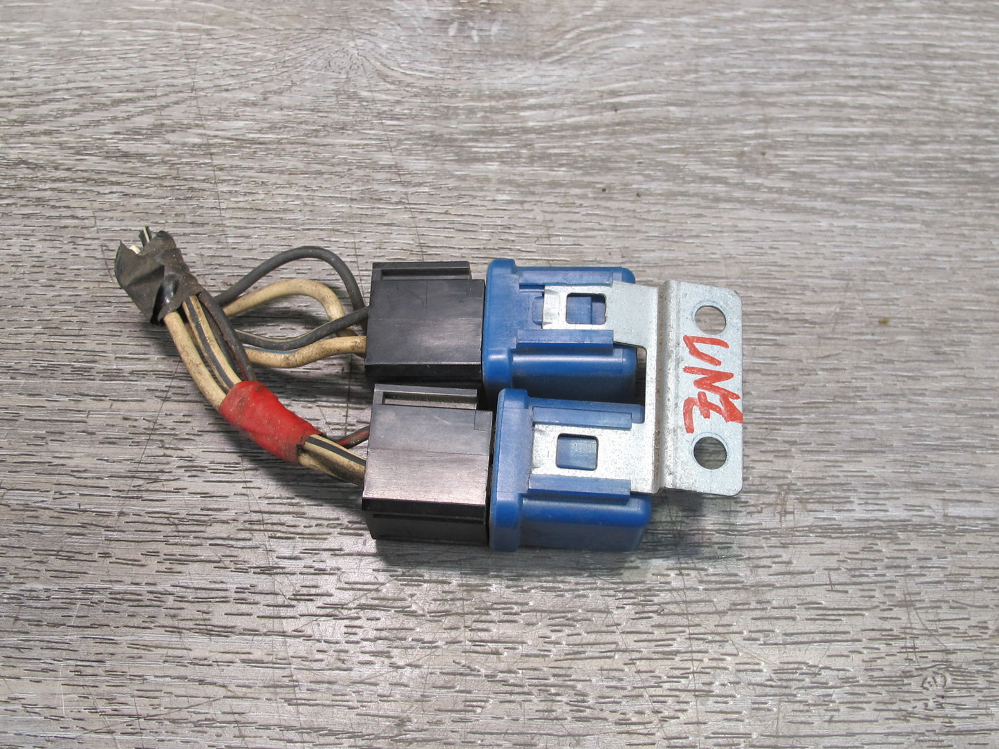 80-83 Datsun Nissan S130 280ZX Fuse Box Relay Pair 2523089977 OEM