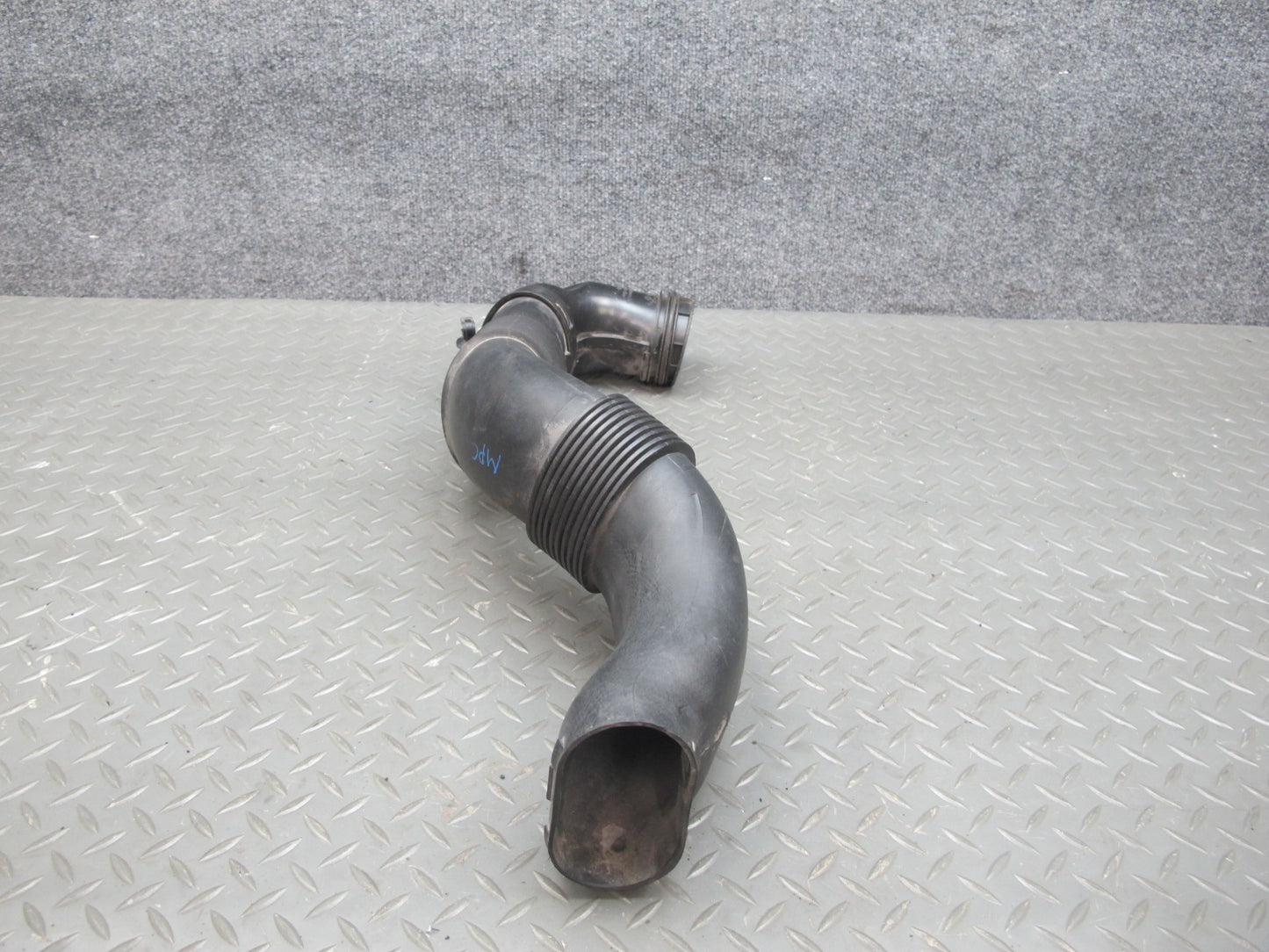 07-13 Mini Cooper S R55 R56 R57 Turbo Air Intake Hose Pipe Line 2753070 OEM