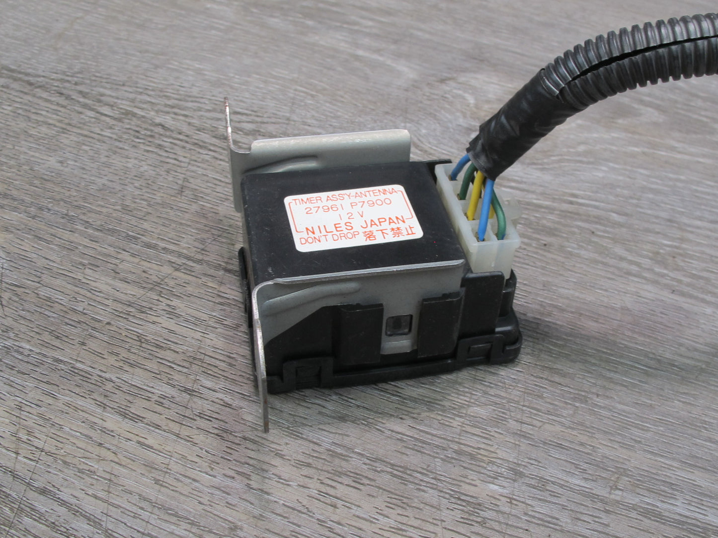 80-83 Datsun Nissan 280ZX S130 Automatic Antenna Timer Module Relay OEM