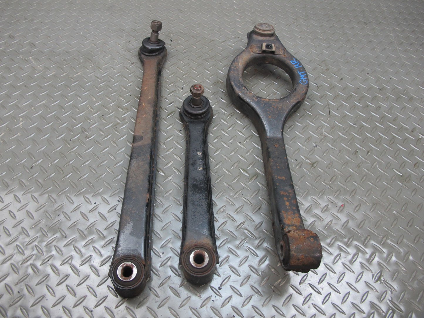 91-99 Mitsubishi 3000GT FWD Set of 3 Rear Right Suspension Control Arm OEM