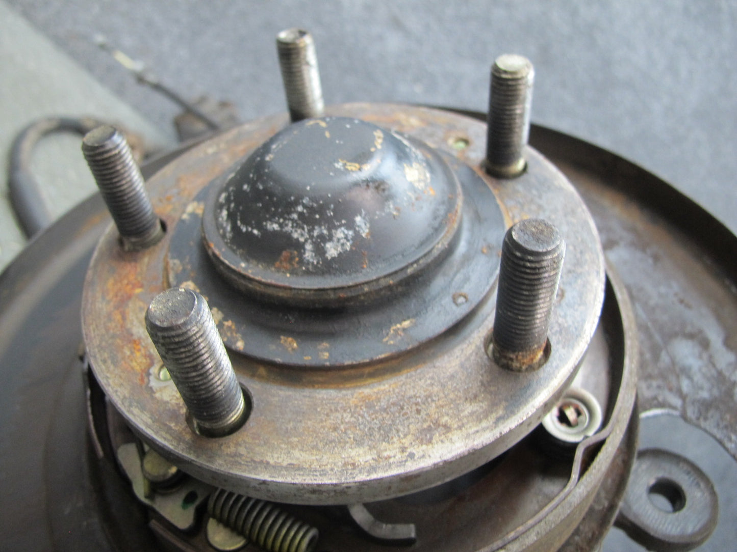 91-99 Mitsubishi 3000GT FWD NA Rear Right Knuckle Wheel Hub Trailing Arm OEM