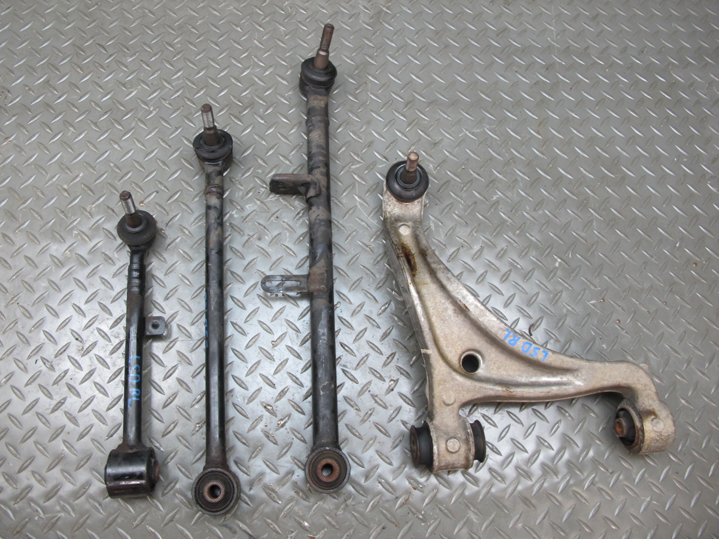 04-06 Lexus UCF30L LS430 Set of 4 Rear Left Suspension Control Arm OEM