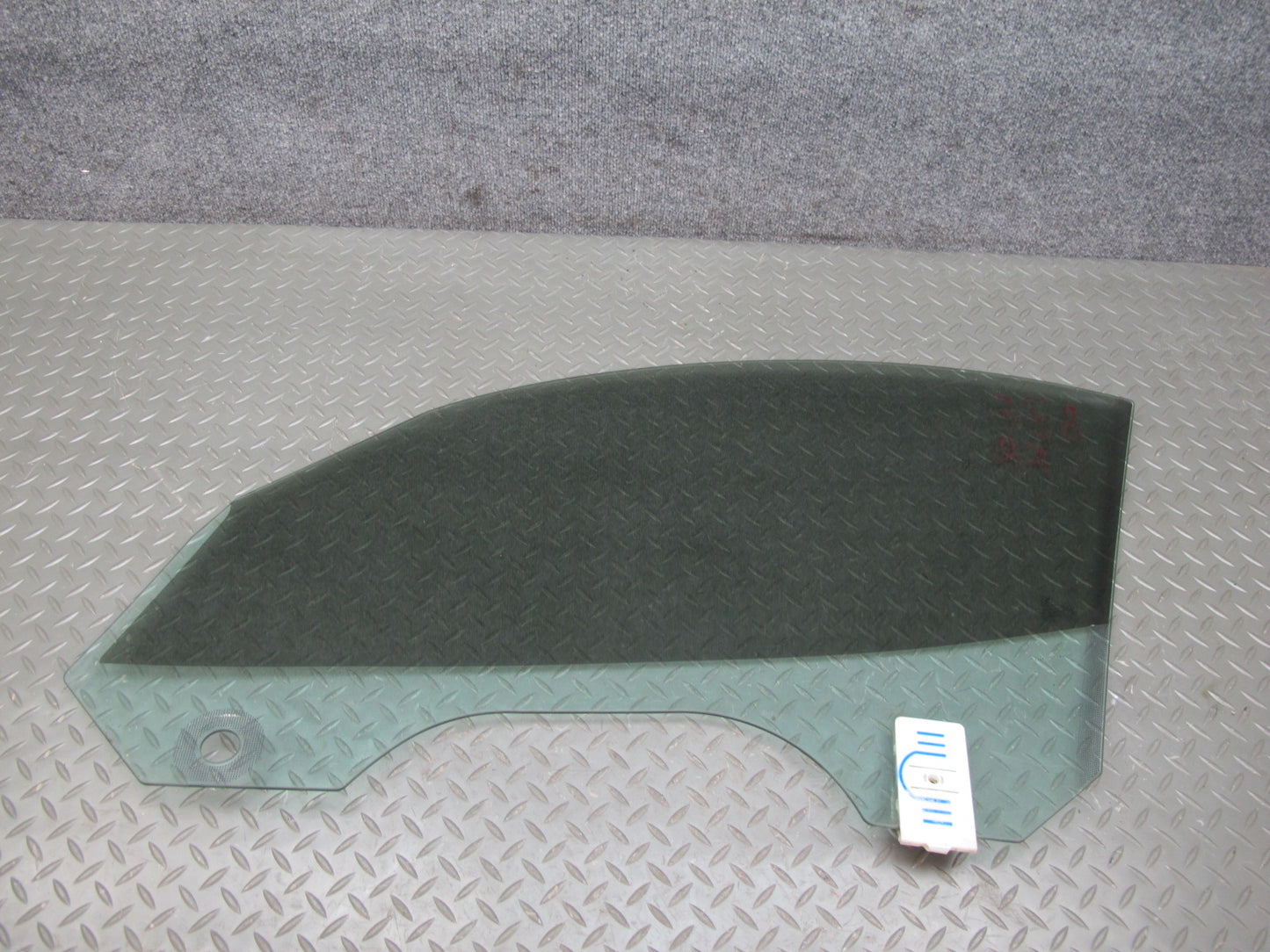 09-16 BMW E89 Z4 Front Right Passenger Door Window Glass OEM