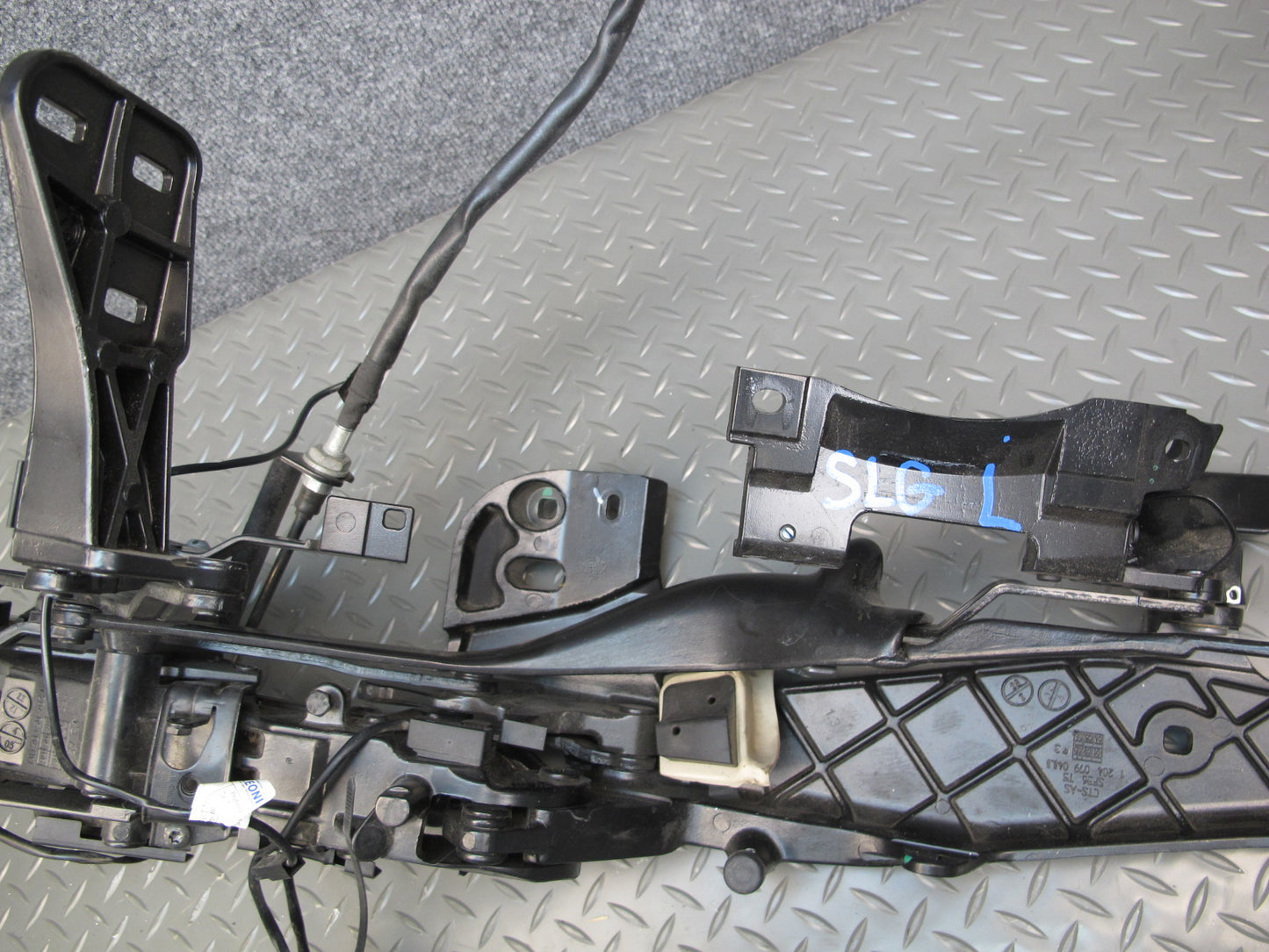 03-08 Mercedes R230 Sl-class Convertible Set of 2 Hard TOP Roof Hinge OEM