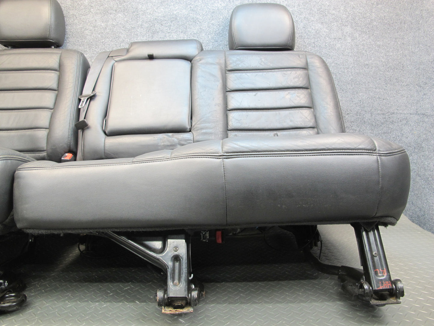 2003-2007 Hummer H2 Rear 2ND ROW Left & Right Side Leather Black Seat Set of 2