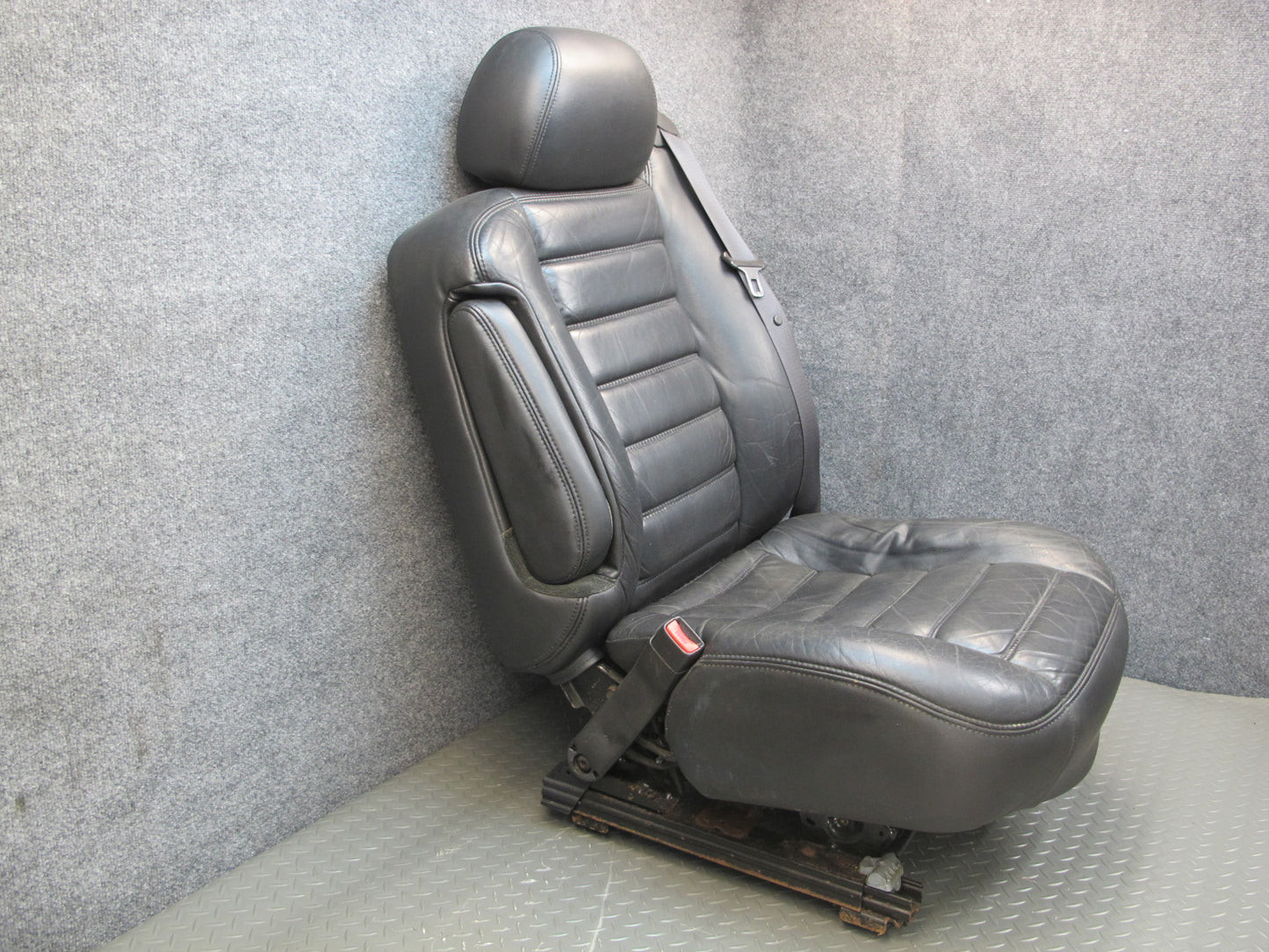 2005-2007 Hummer H2 Front Left & Right Side Leather Black Seat Set of 2