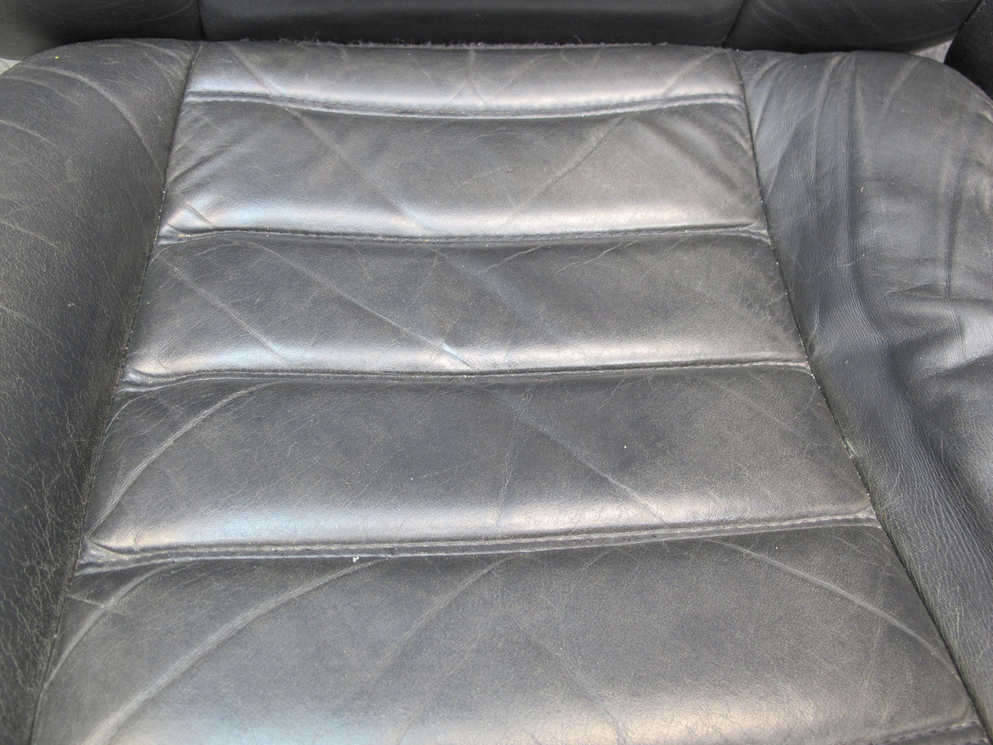 2005-2007 Hummer H2 Front Left & Right Side Leather Black Seat Set of 2