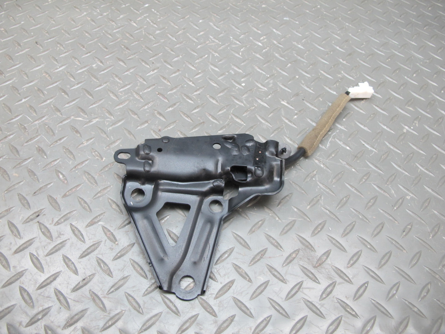 10-15 Lexus IS350 IS250 Convertible Set of 2 Front TOP Roof Lock Latch OEM