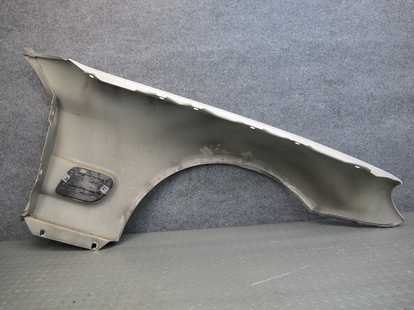 03-08 Mercedes R230 Sl-class Front Left Fender Shell Panel Cover OEM