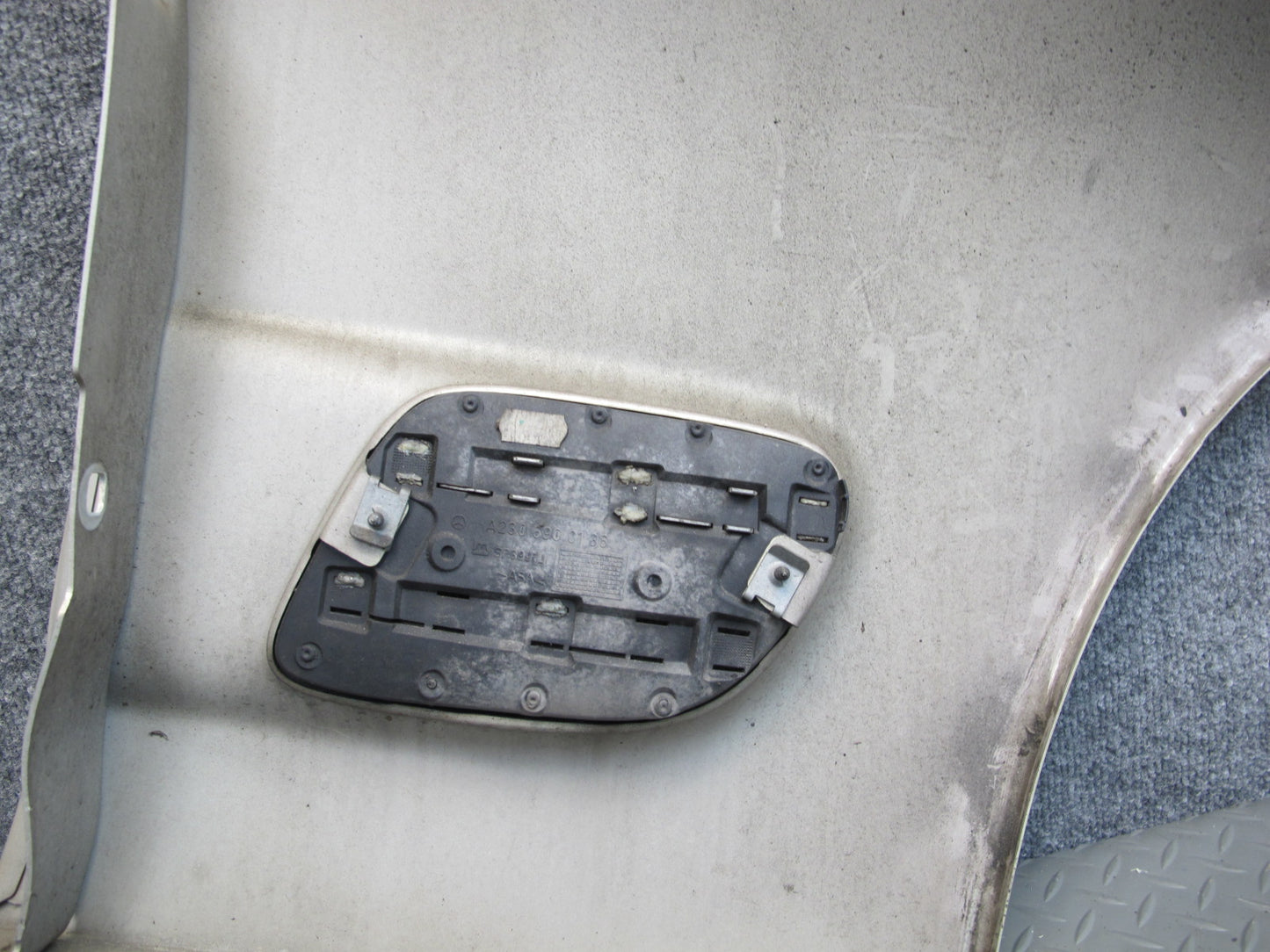 03-08 Mercedes R230 Sl-class Front Left Fender Shell Panel Cover OEM
