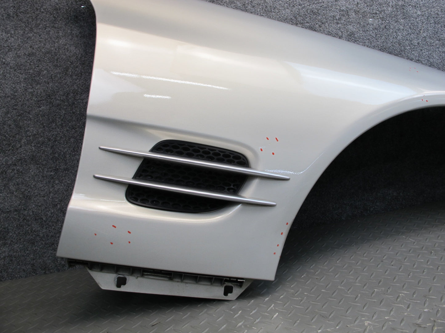 03-08 Mercedes R230 Sl-class Front Right Fender Shell Panel Cover OEM