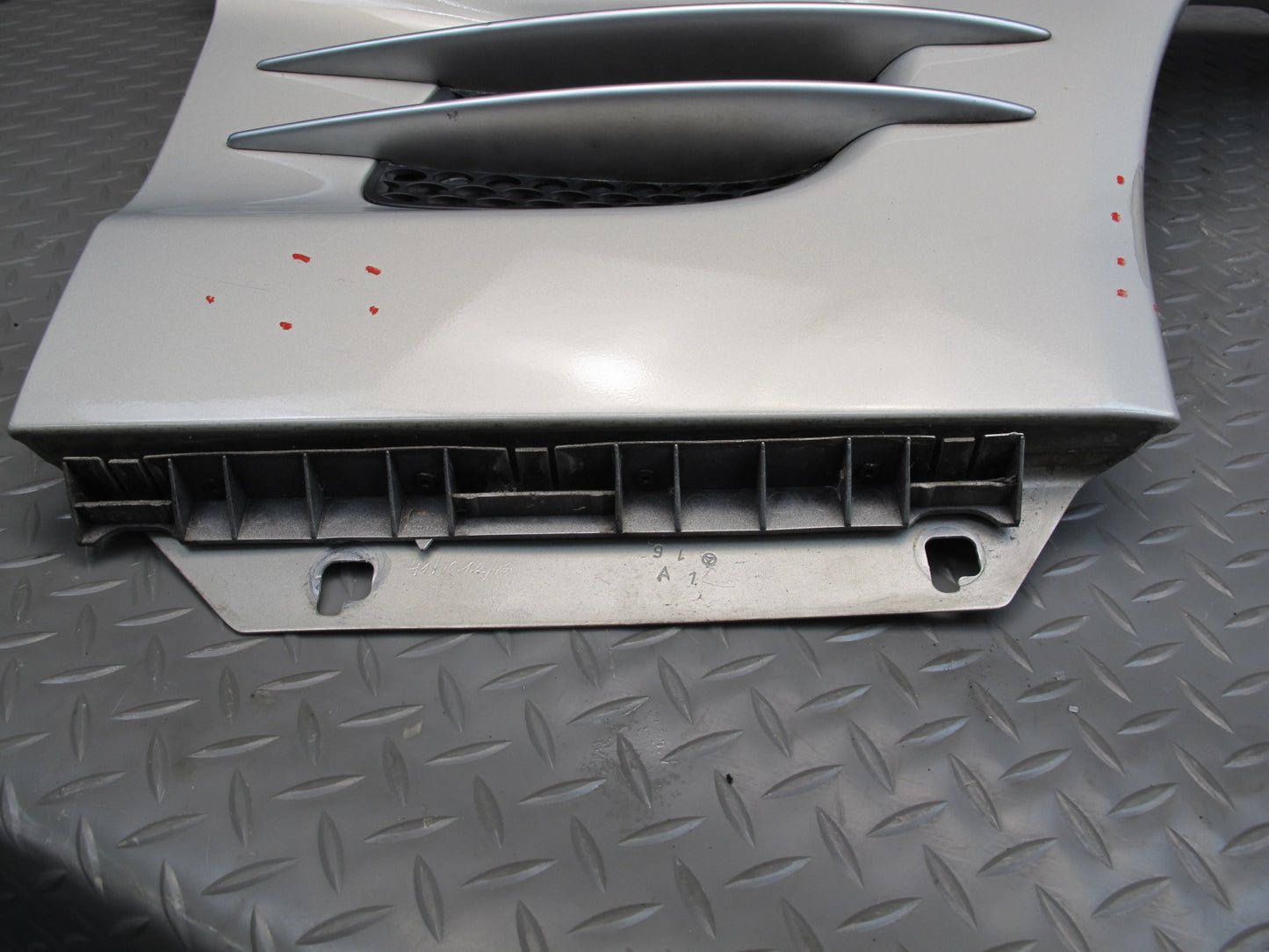 03-08 Mercedes R230 Sl-class Front Right Fender Shell Panel Cover OEM
