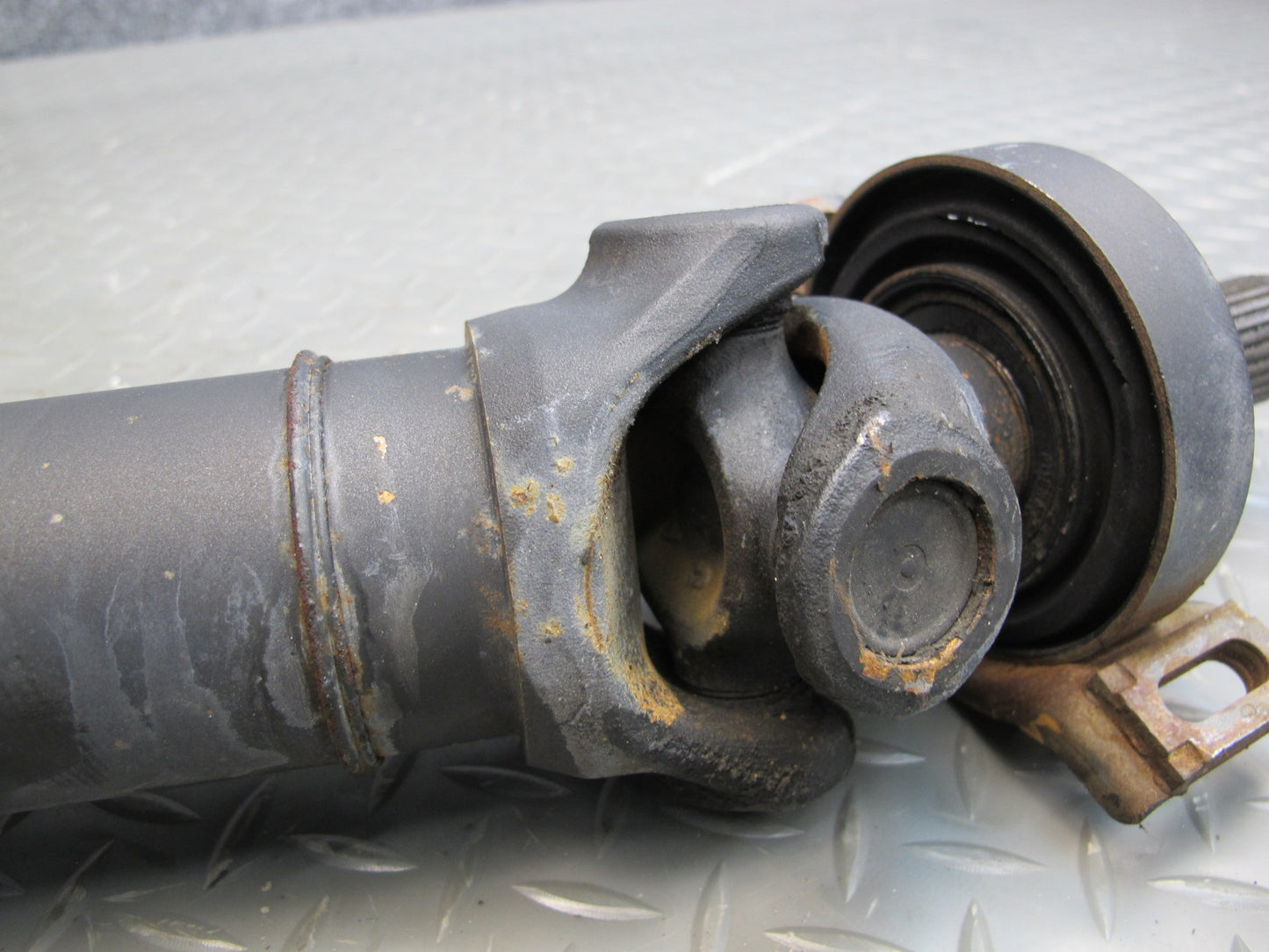 03-06 Mercedes R230 SL500 Rear Driveshaft Drive Shaft 2304101206 OEM
