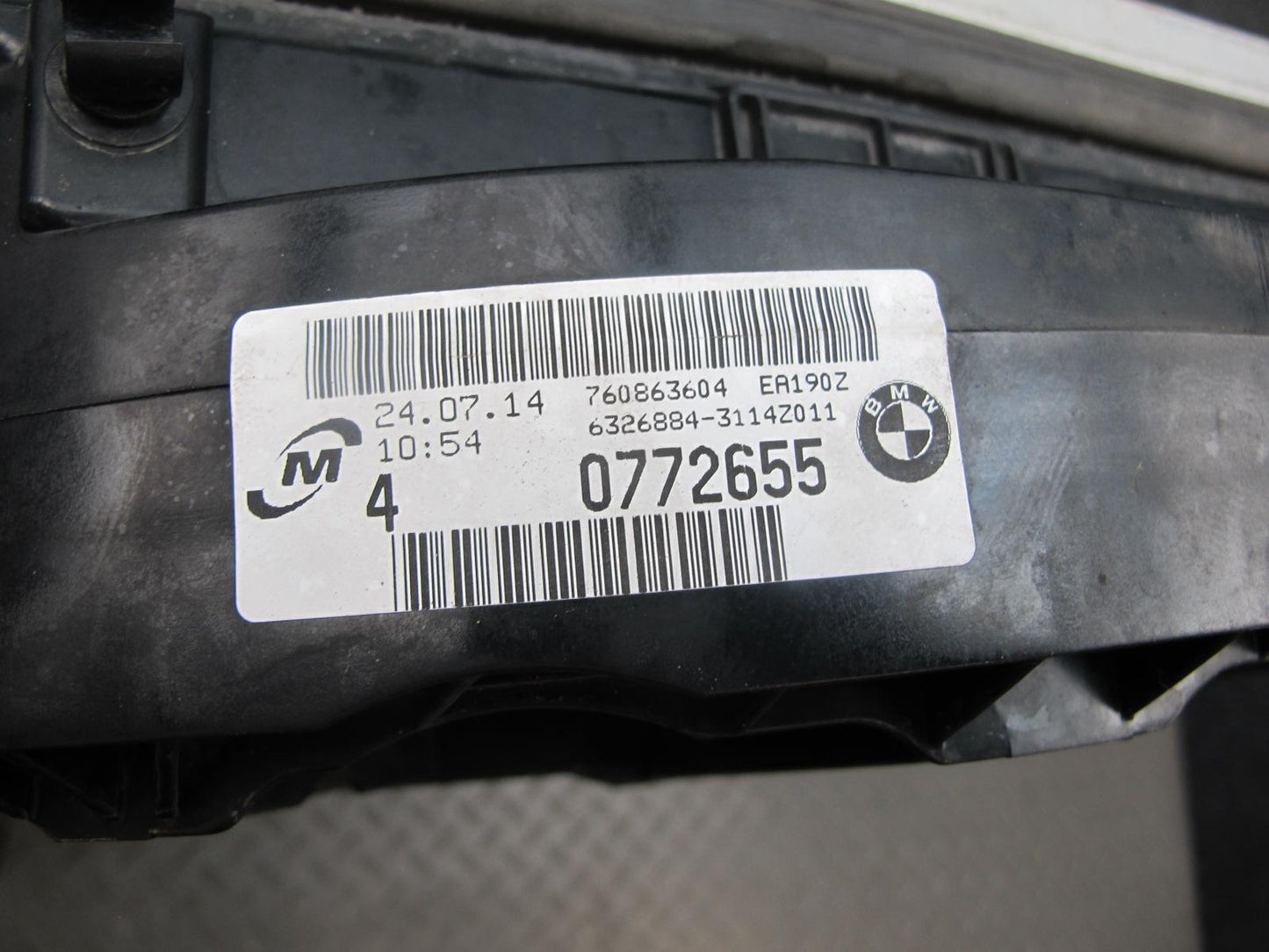 12-16 BMW E89 Z4 28i N20 Engine Radiator Condenser Oil Cooler Fan Shroud OEM