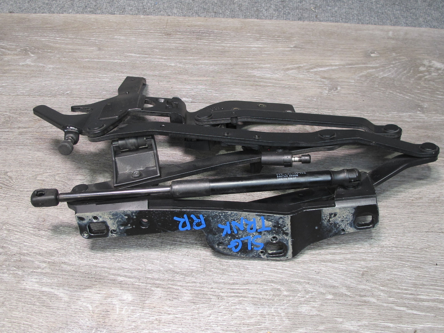 03-06 Mercedes R230 Set of 2 Rear Left & Right Trunk Lid Hinge OEM