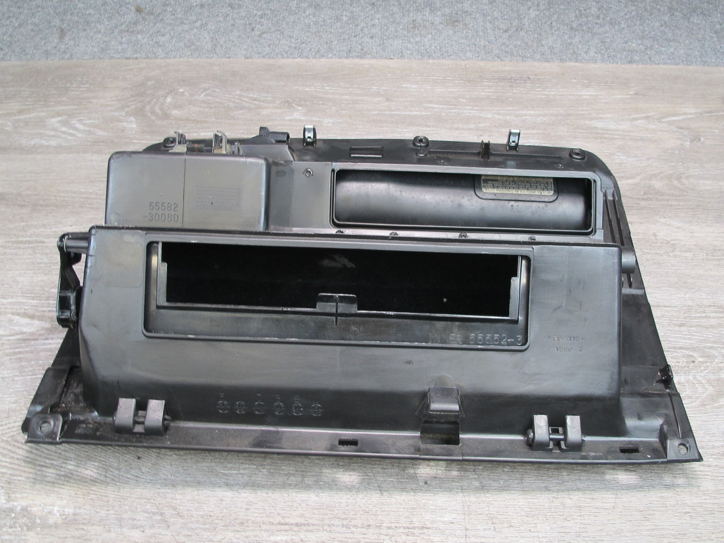 98-05 Lexus JZS160 GS300 GS430 Dash Front Right Glove Box Storage Assembly OEM