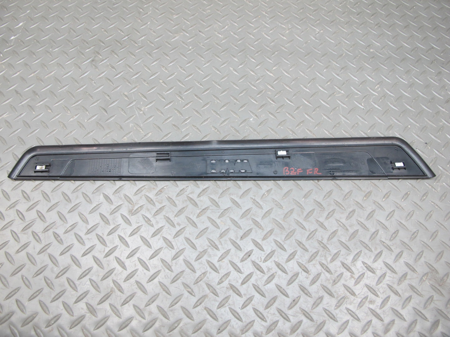 03-16 BMW E85 E86 E89 Z4 Set of 2 Left & Right Door Sill Scuff Plate Trim OEM