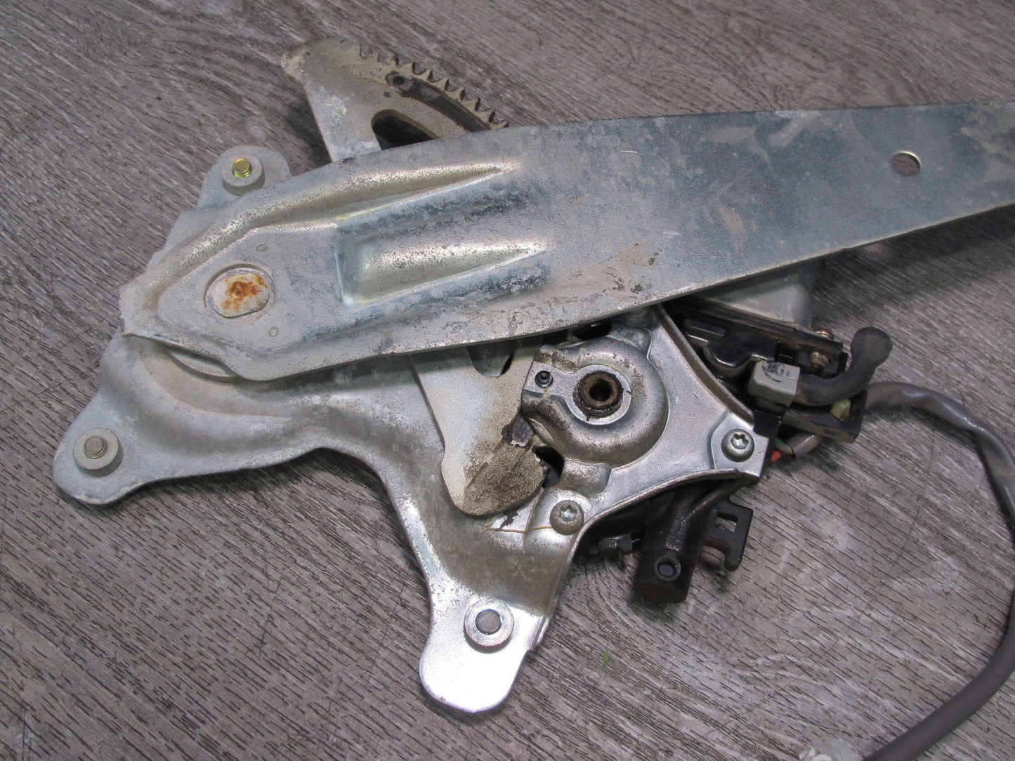 01-05 Lexus JCE10 IS300 Rear Right Door Window Regulator w Motor OEM