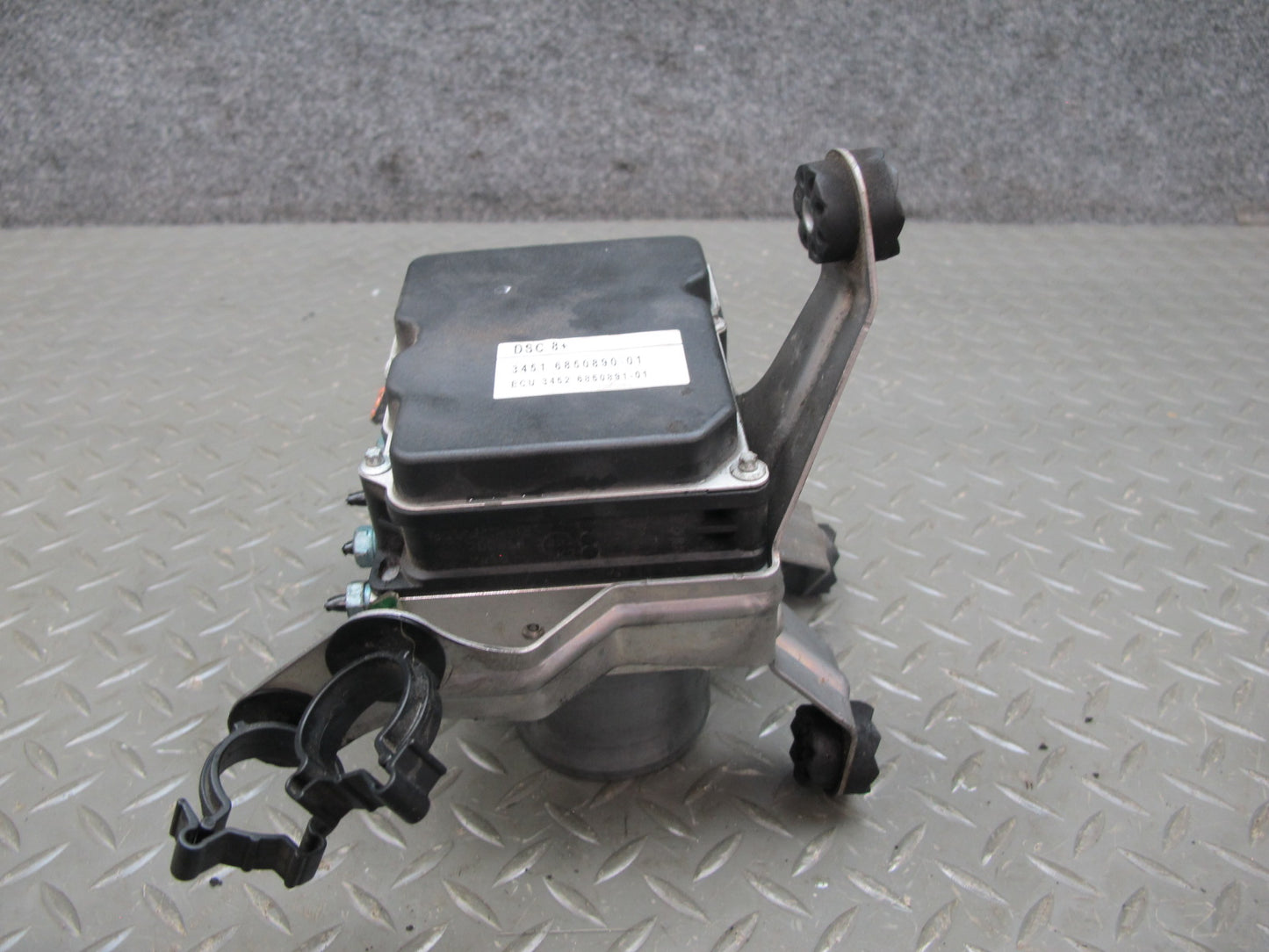12-16 BMW E89 Z4 28i RWD Anti Lock Brake ABS DSC Pump Module 6850890 OEM