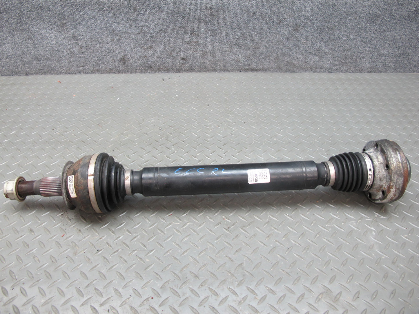 16-23 Chevrolet Camaro SS 6.2L M/T Rear Left Suspension Axle Shaft OEM