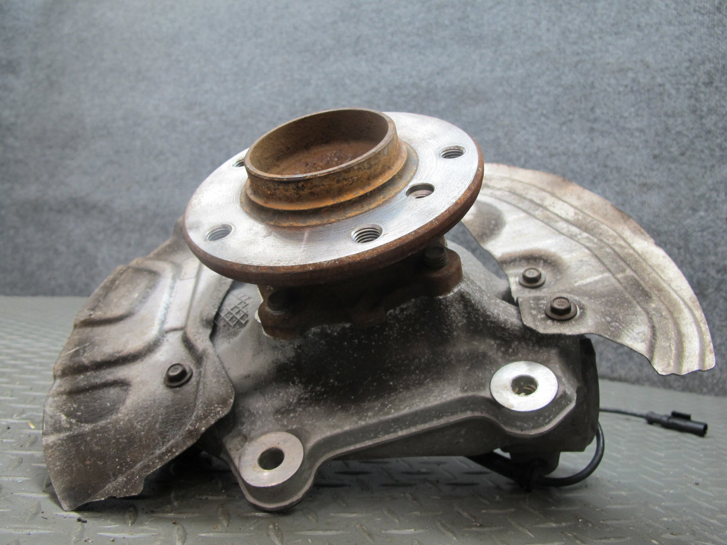 09-16 BMW E89 Z4 RWD Front Left Spindle Knuckle Wheel Hub Bearing 97K Mile OEM