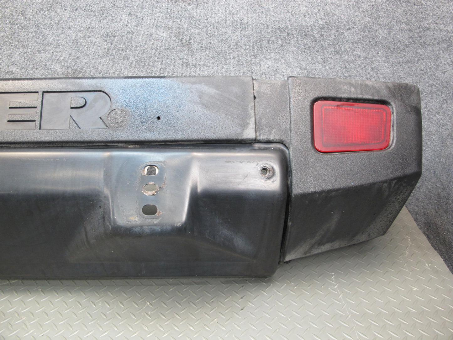 2006-2007 Hummer H2 Rear Bumper Panel Cover Assembly