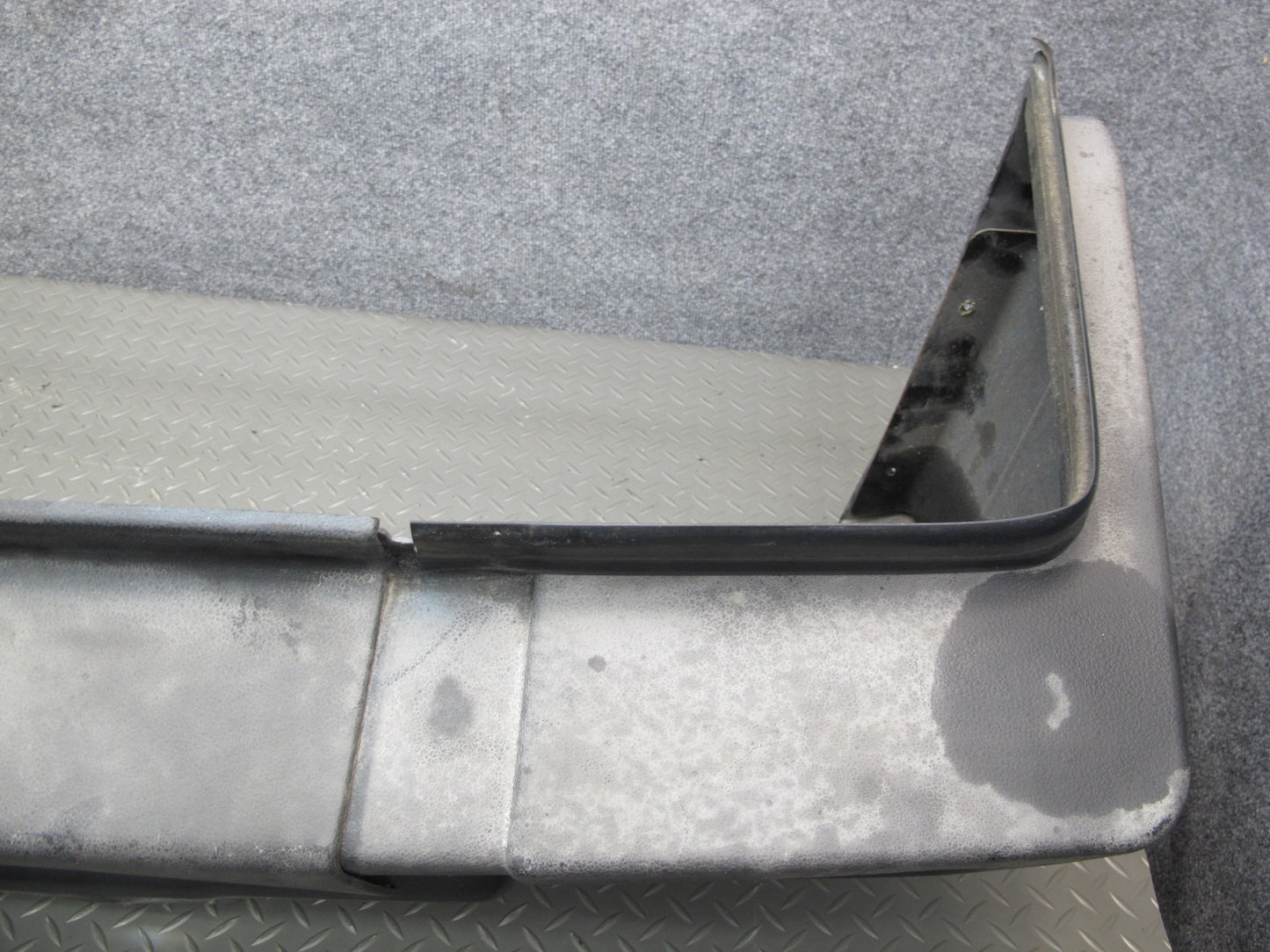 2006-2007 Hummer H2 Rear Bumper Panel Cover Assembly