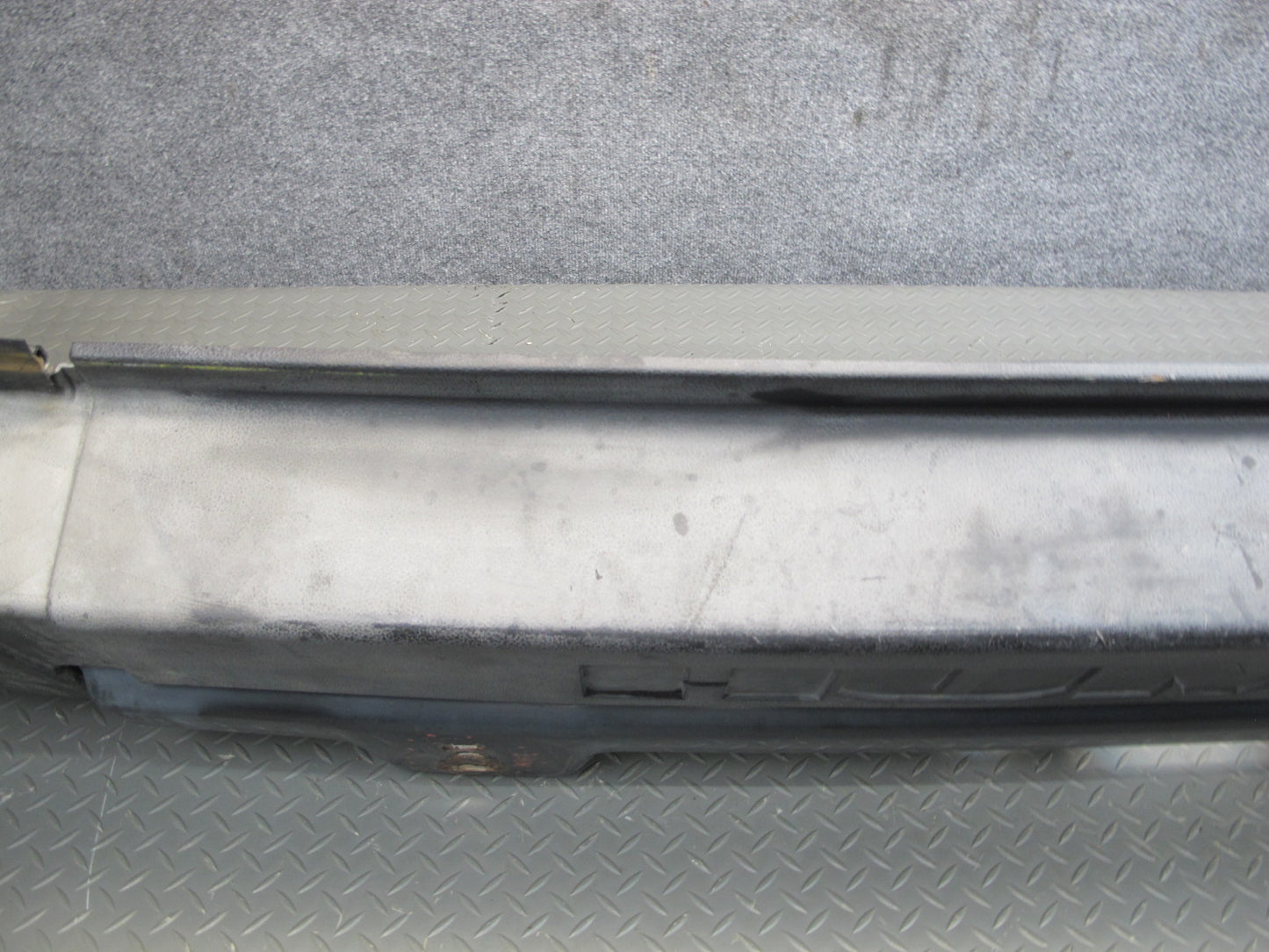 2006-2007 Hummer H2 Rear Bumper Panel Cover Assembly