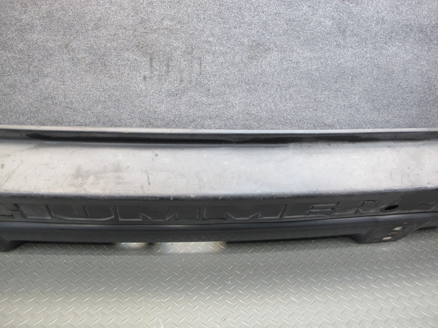 2006-2007 Hummer H2 Rear Bumper Panel Cover Assembly