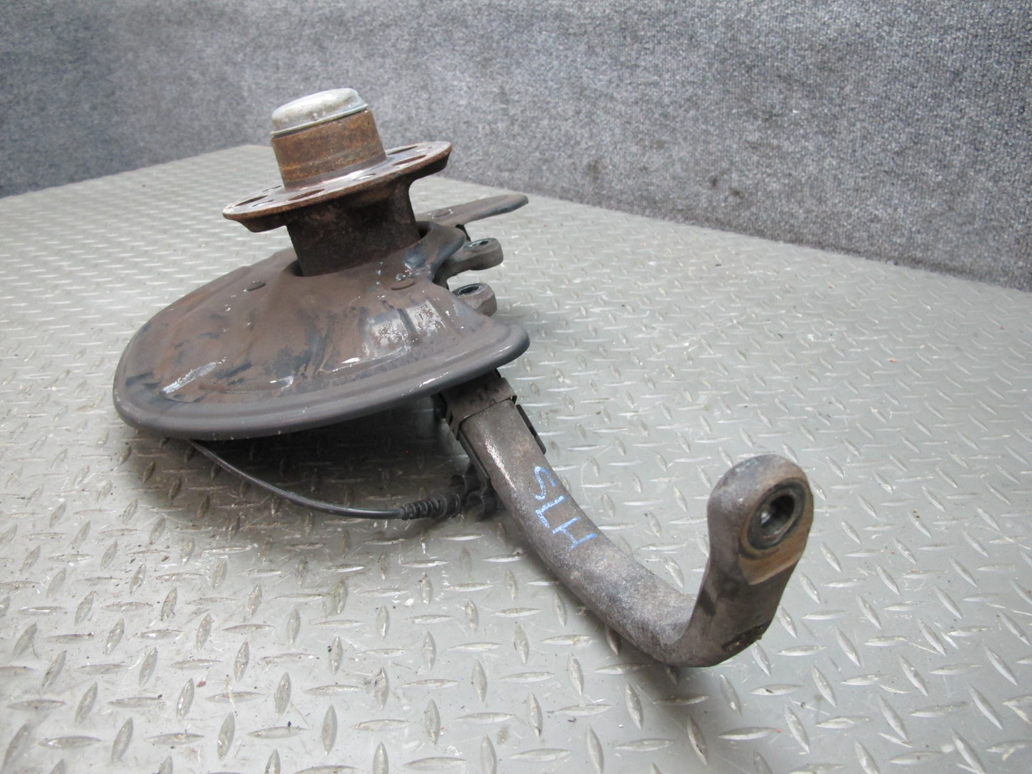 03-08 Mercedes R230 Sl-class Front Left Spindle Knuckle Wheel Hub Bearing OEM