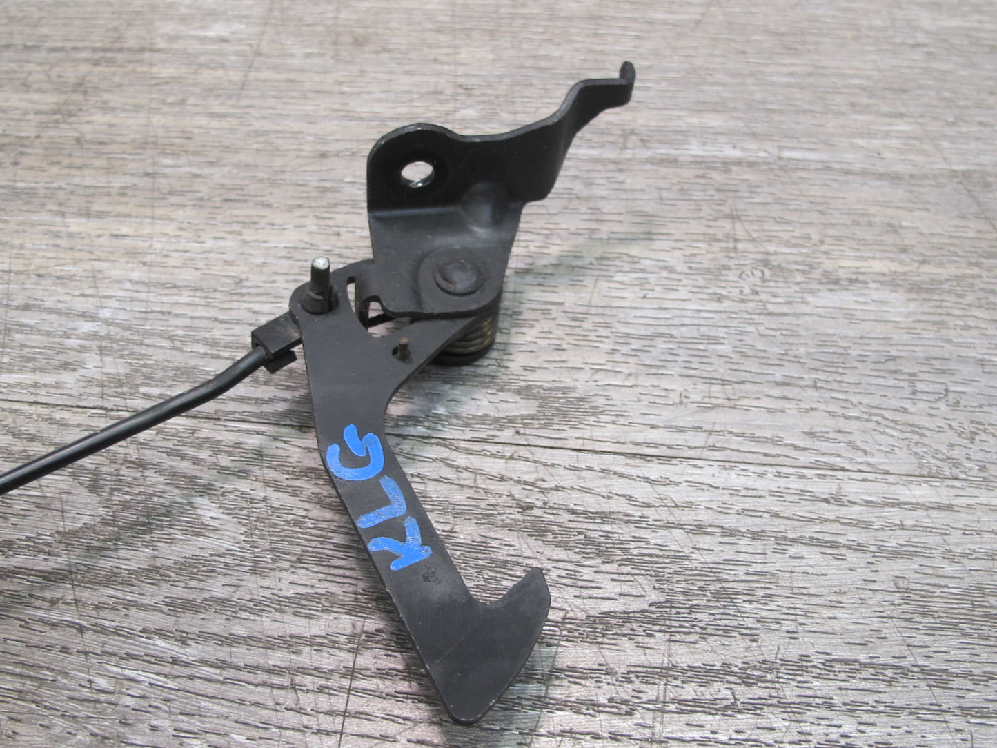 98-05 Lexus GS300 GS430 GS400 Hood Lock Latch Catch Release Lever OEM