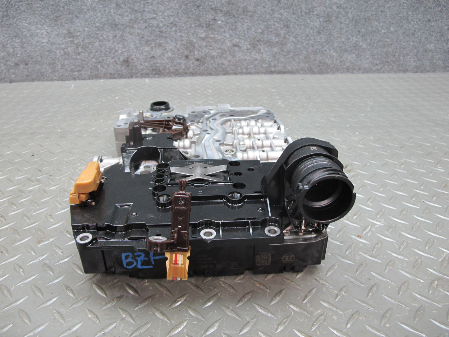 12-16 BMW E89 Z4 28i 8HP-45 Transmission Valve Body Mechatronic 1087427173 OEM