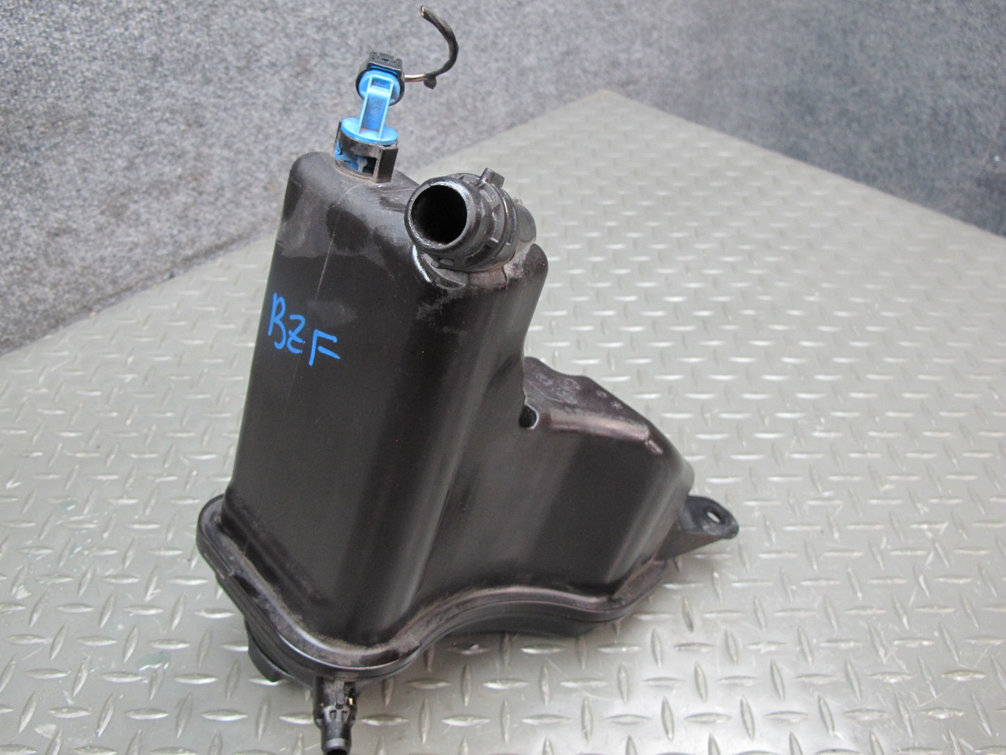 09-16 BMW E89 Z4 Engine Coolant Expansion Overflow Reservoir Tank OEM